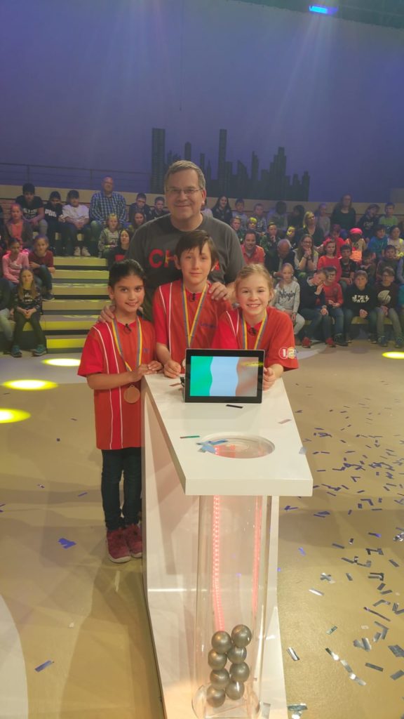 St. Kilian's pupils at German quiz show 1, 2 oder 3