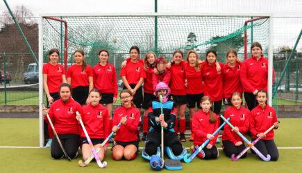 Minor Girls Hockey Team host Rathdown on balmy winter morning