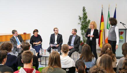 Der neue deutsche Botschafter und die neue französische Botschafterin besuchen den Eurocampus