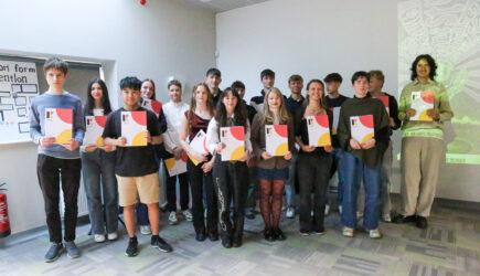 Celebrating Success: 17 Graduates Awarded Sek I Certificates at St. Kilian’s